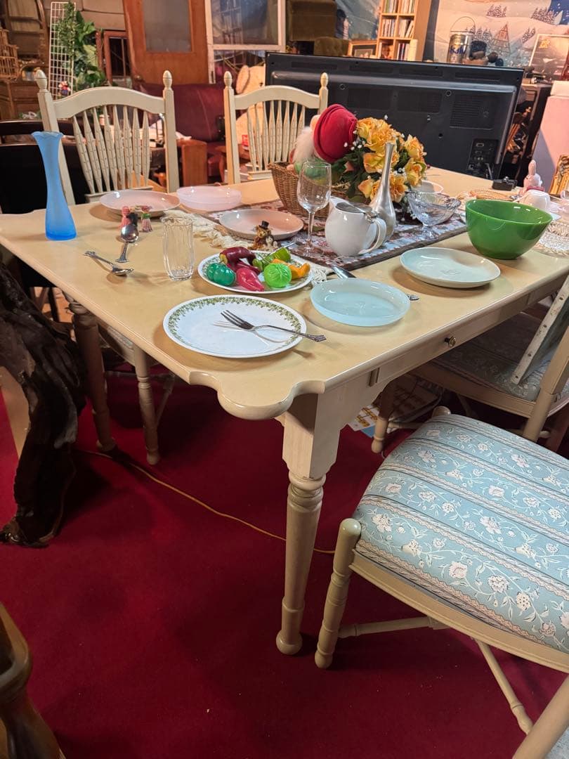 リンホーリン　ダイニングテーブル