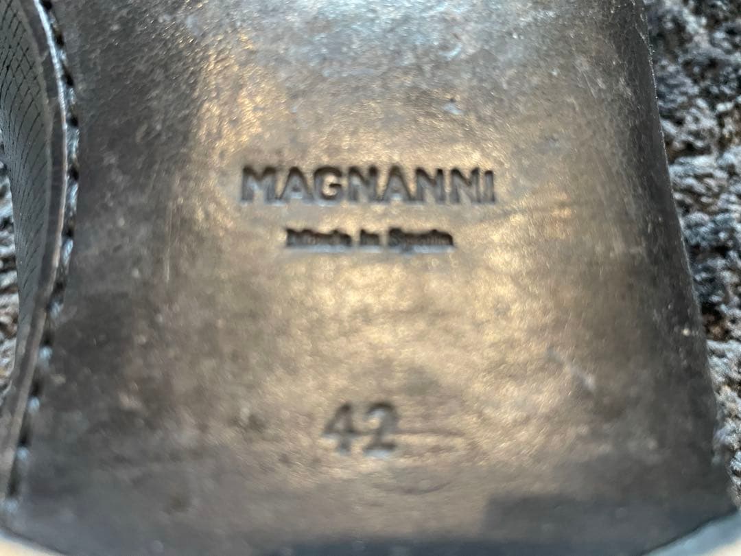 マグナーニ　革靴（size42）