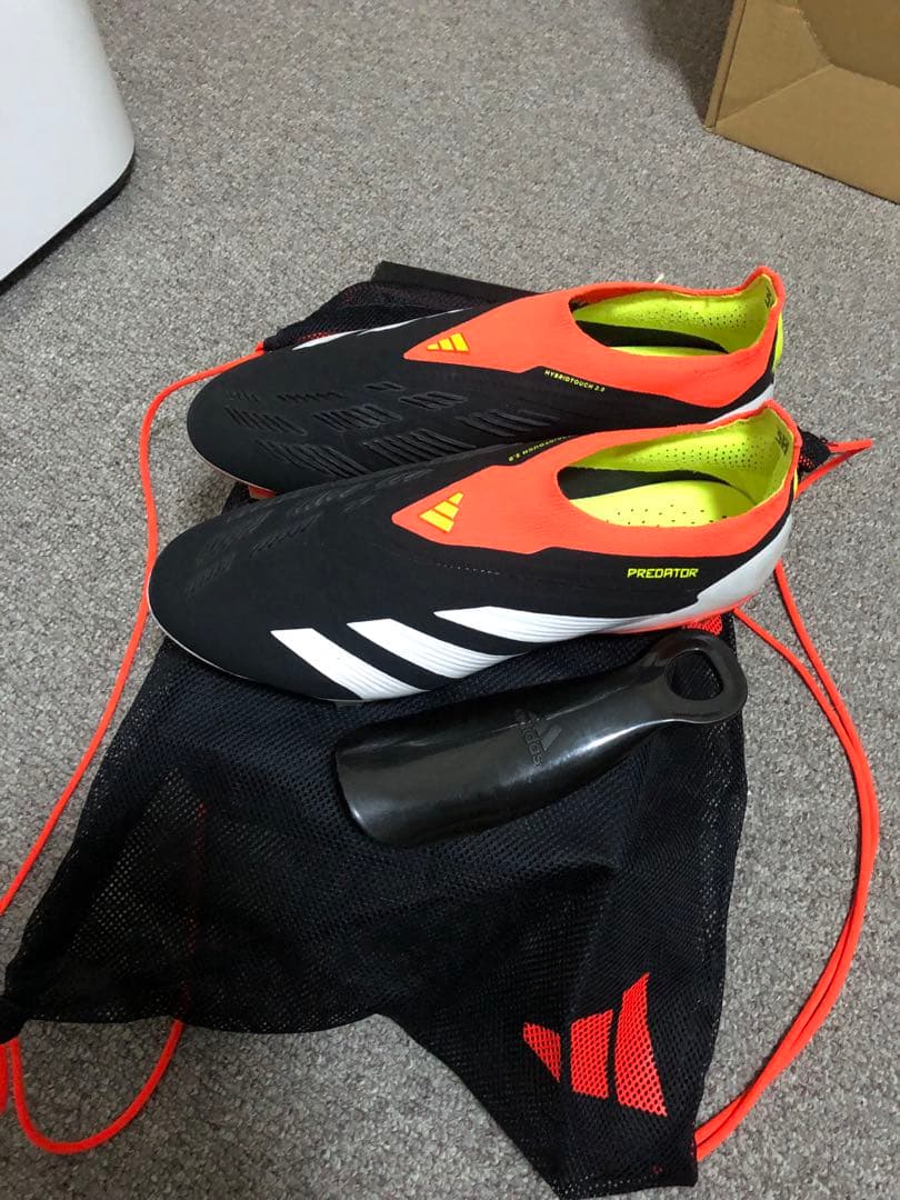 Adidas Predator サッカースパイク 24.5