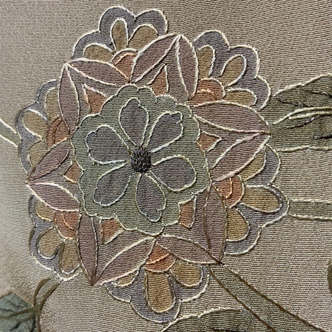 D168 訪問着　総刺繍　汕頭・蘇州刺繍　華文　唐草　正絹　着物　袷　極美品