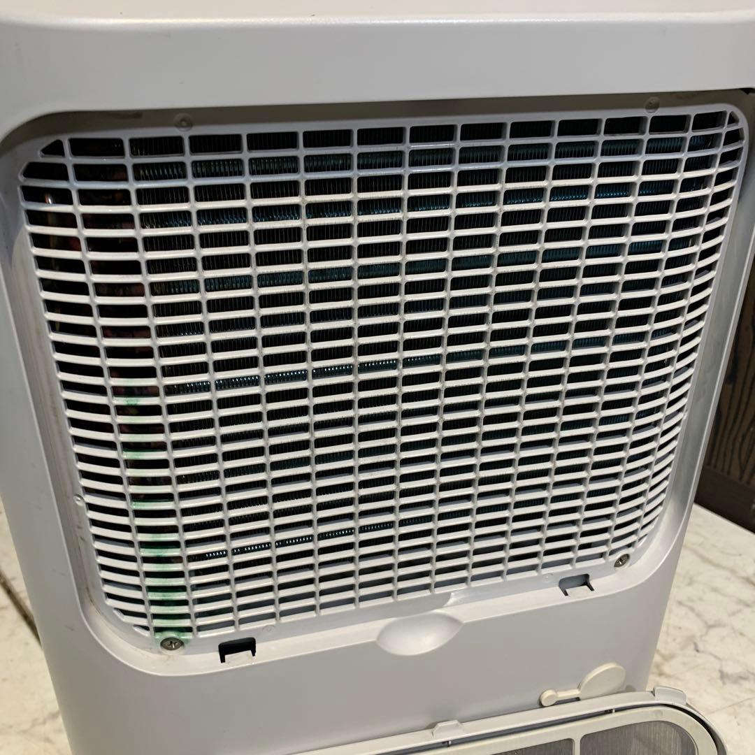 シャープ 除湿機 ホワイト