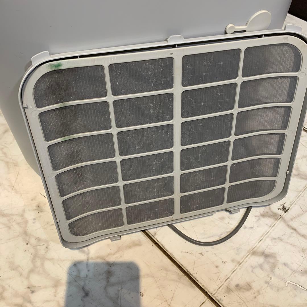 シャープ 除湿機 ホワイト