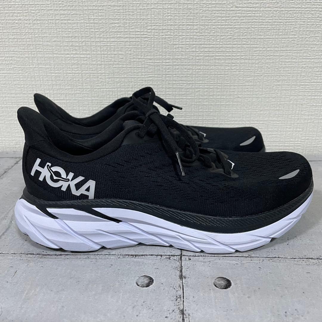美品　HOKA ホカ　CLIFTON8 ランニングシューズ 黒　スニーカー　24
