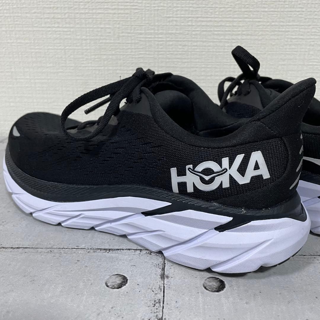 美品　HOKA ホカ　CLIFTON8 ランニングシューズ 黒　スニーカー　24