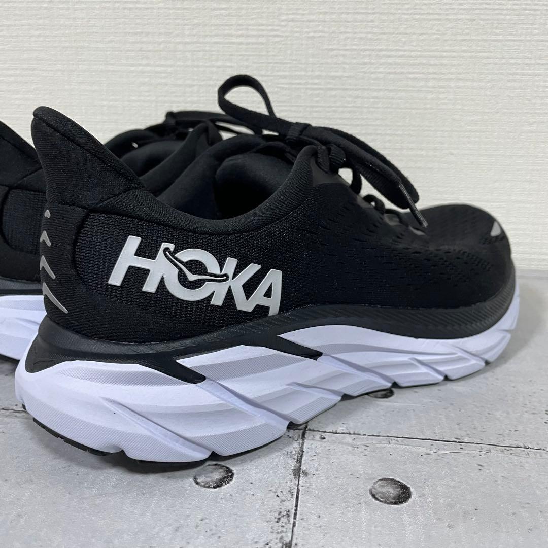 美品　HOKA ホカ　CLIFTON8 ランニングシューズ 黒　スニーカー　24