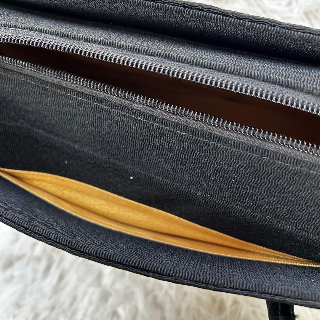 タグ付き 正絹 刺繍 お茶席用 ボストンバッグ 和装 黒 日本製