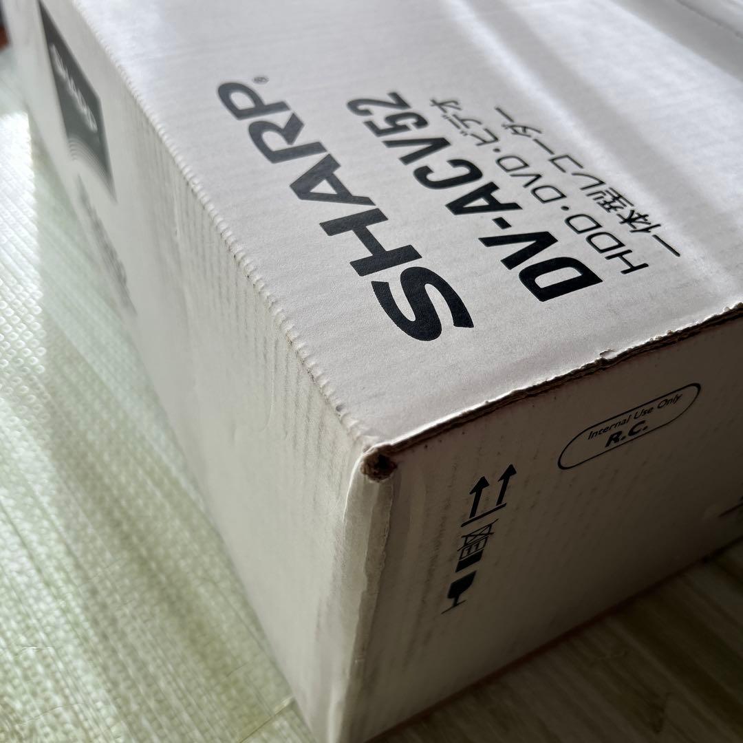 【未開梱　未使用品】SHARP DV-ACV52 ［HDD+DVD+VHS］