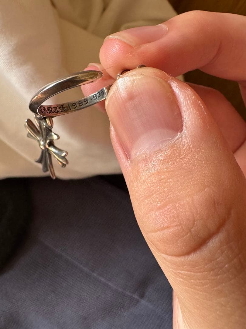 クロムハーツ　CHクロス　ピアス タイニークロスフープピアス