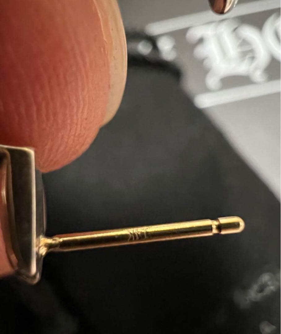 クロムハーツ　CHクロス　ピアス タイニークロスフープピアス