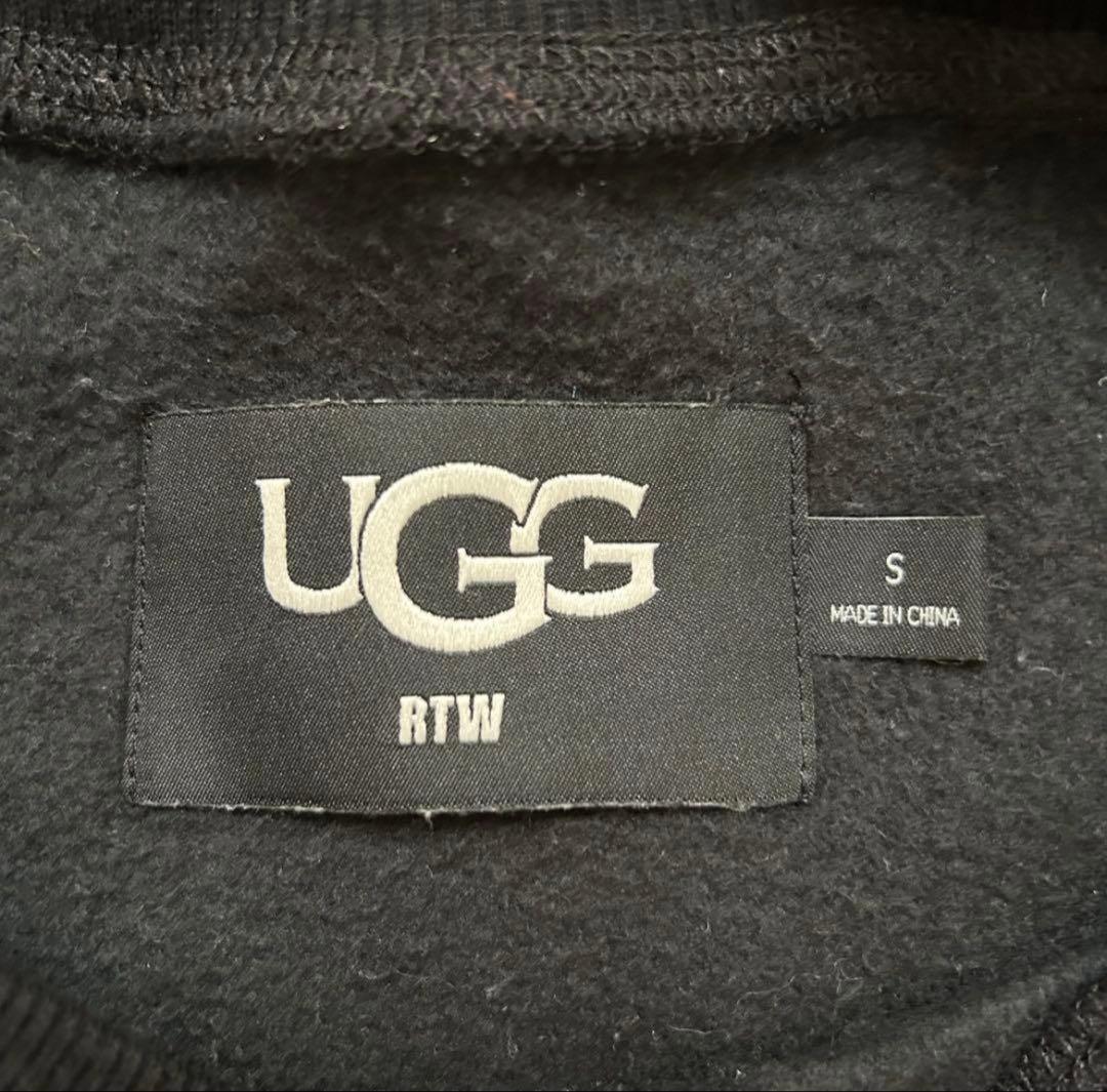 UGG 黒　トレーナー　スウェット　S