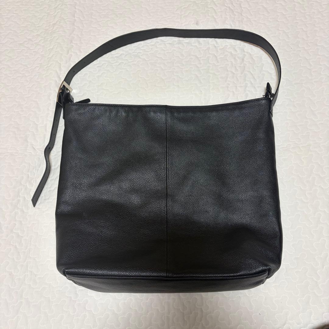 北欧、暮らしの道具店　レザーのショルダーバッグ