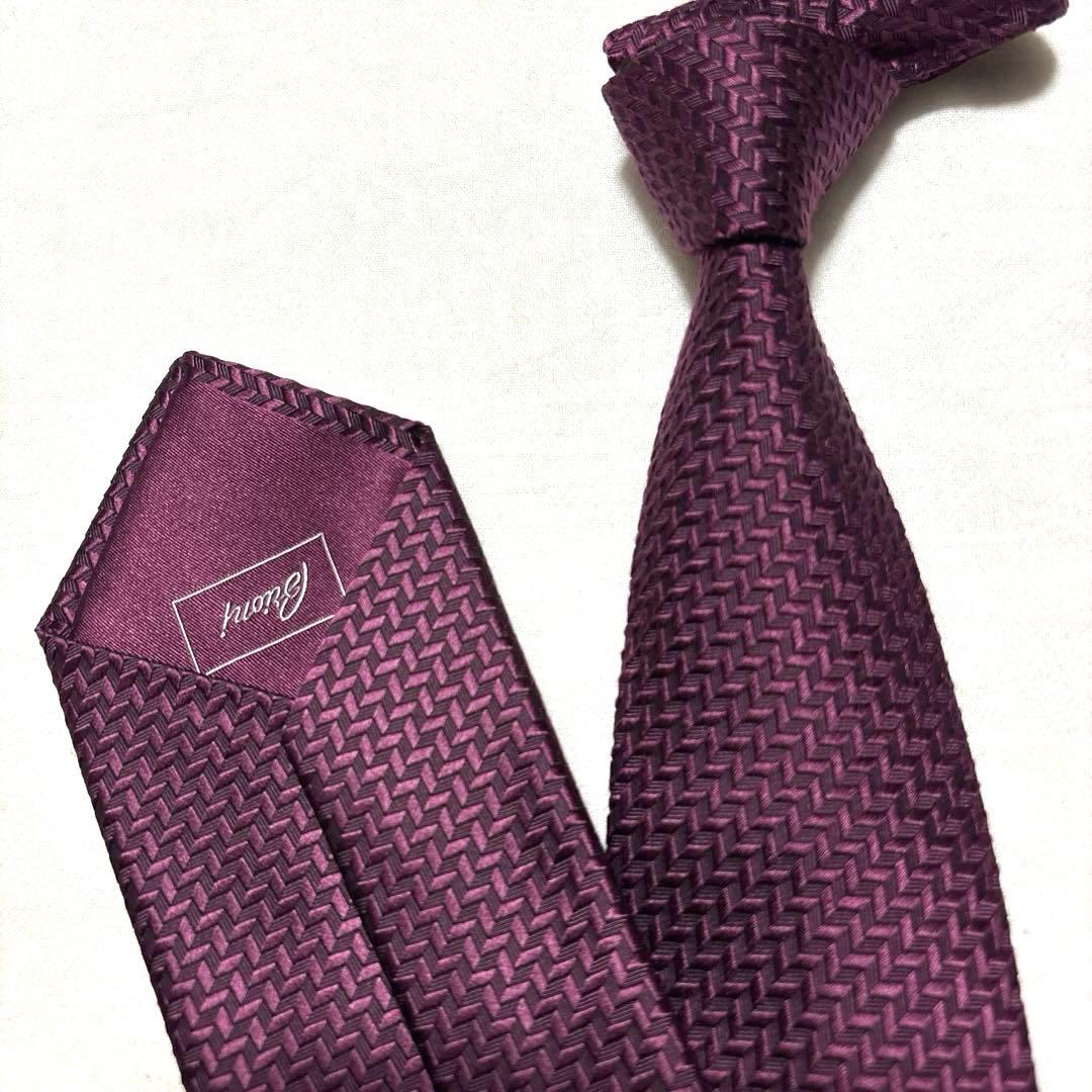 極美品　Brioni ブリオーニ　ネクタイ　ジャガード　　ボルドー　肉厚　光沢