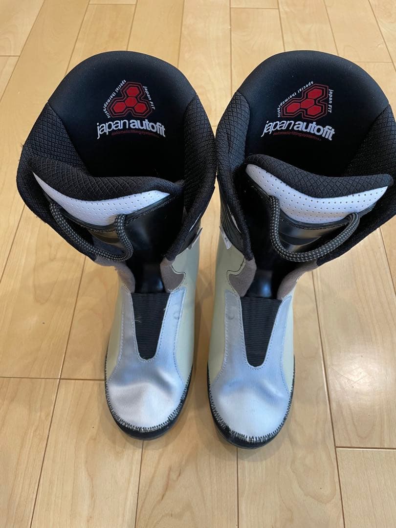 BUMPS8 GENスキーブーツ 23.5センチ