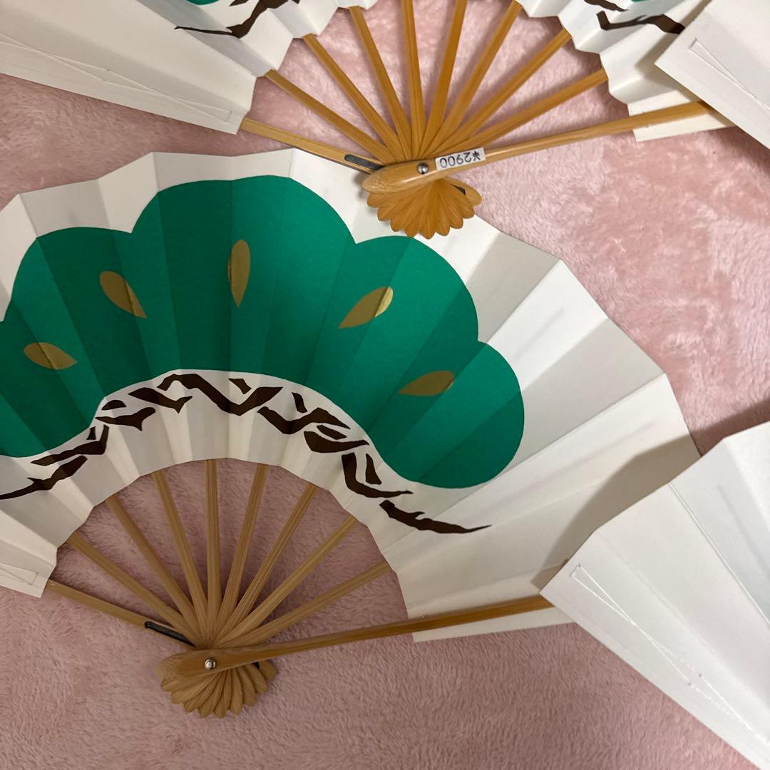 郷土芸能扇子 8本セット 緑と白　松づくし
