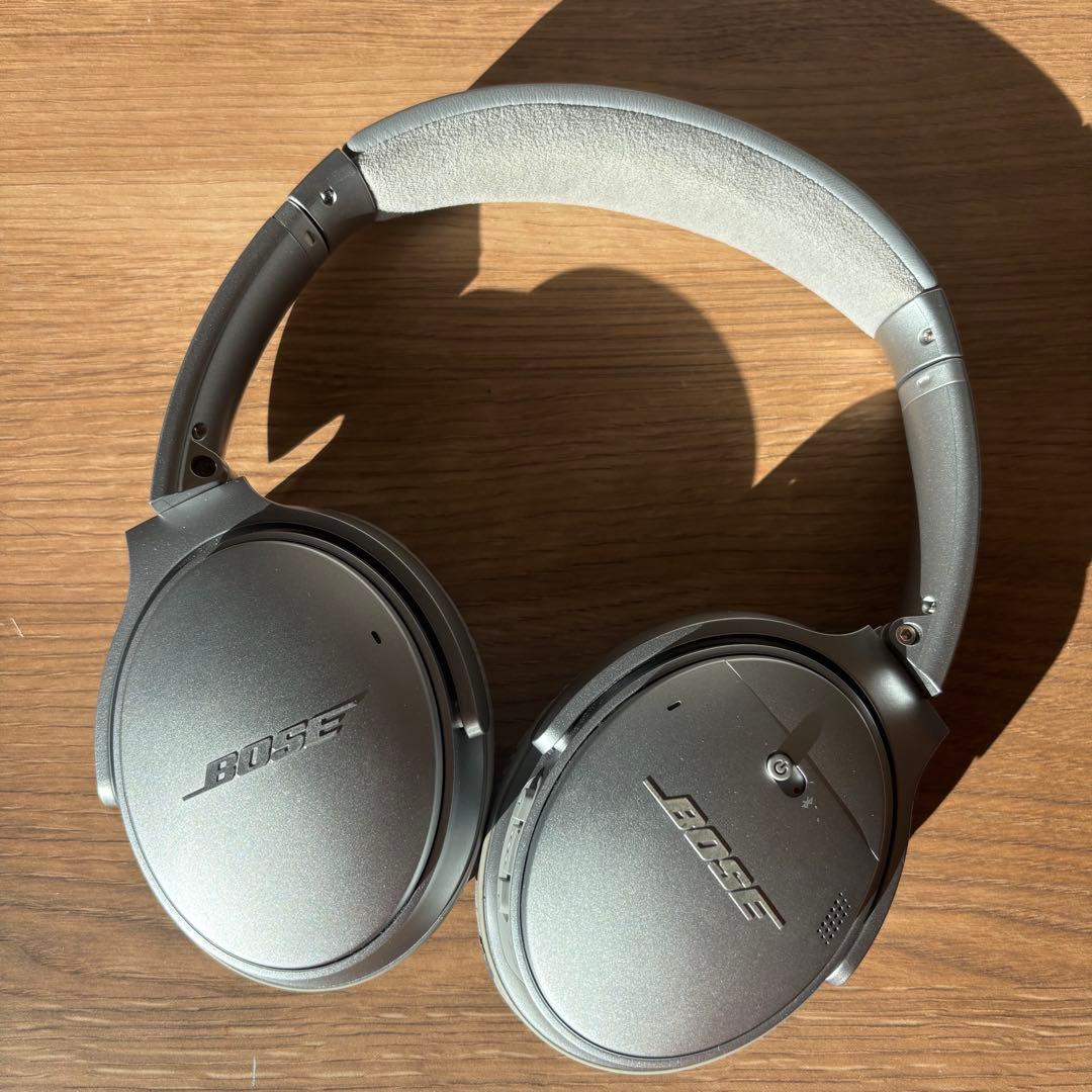 ほぼ未使用美品Bose QuietComfort 35 ワイヤレスヘッドホン