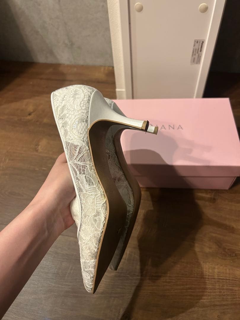 Diana レースパンプス ホワイト 約7cmヒール