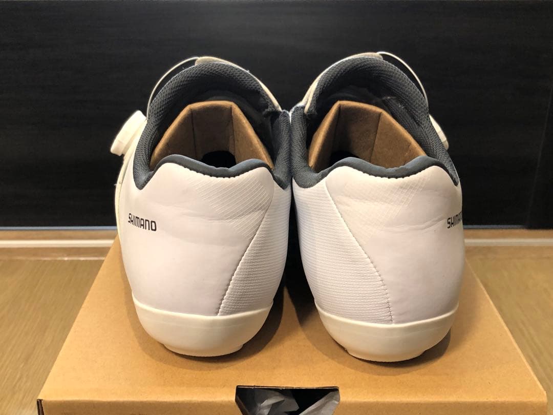 SHIMANO RC3W ホワイト 39サイズ　24.5
