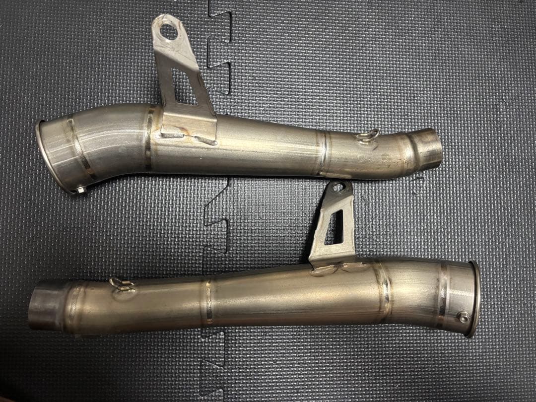 アクラボビッチ マフラー　　AKRAPOVIC