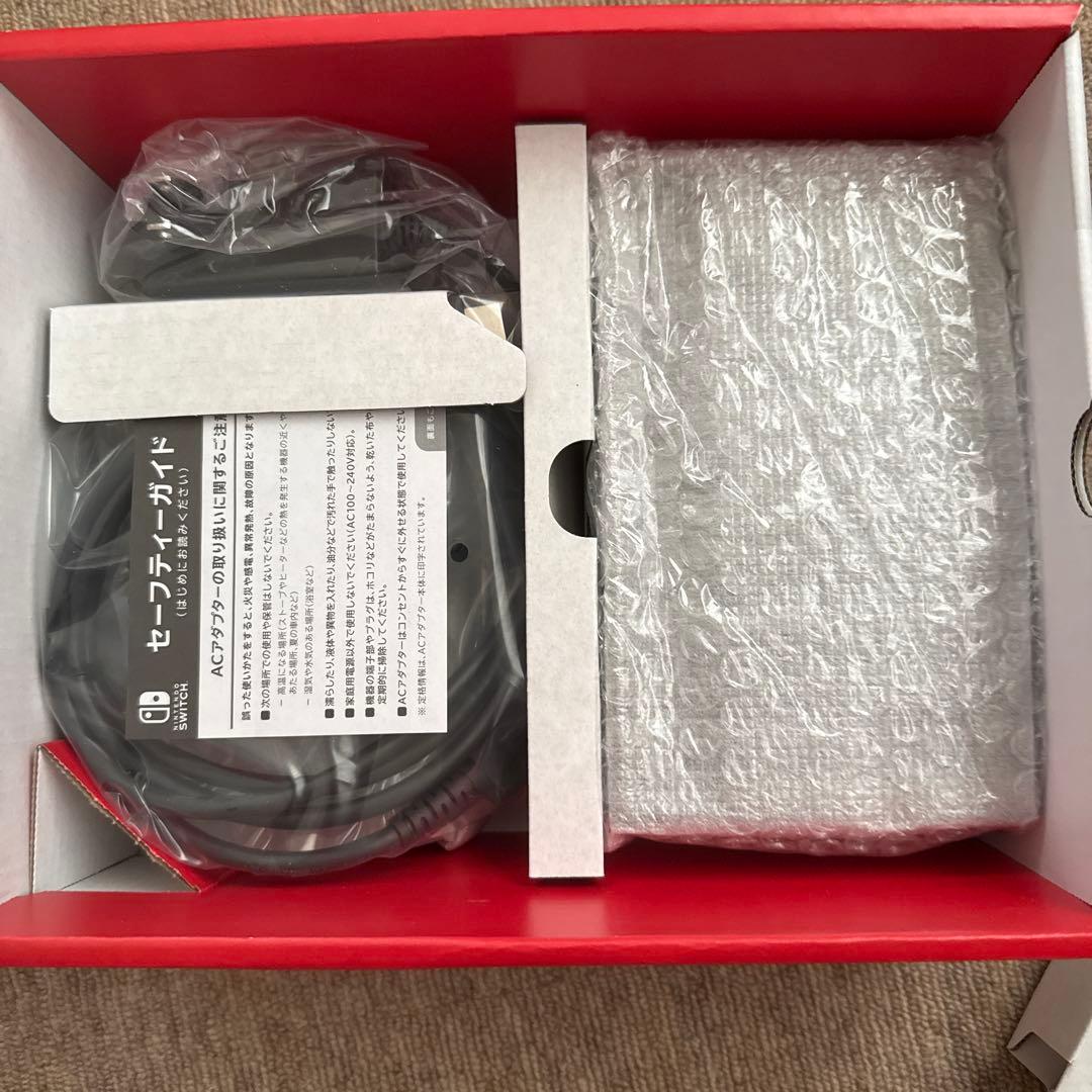 Nintendo Switch 本体 未使用品