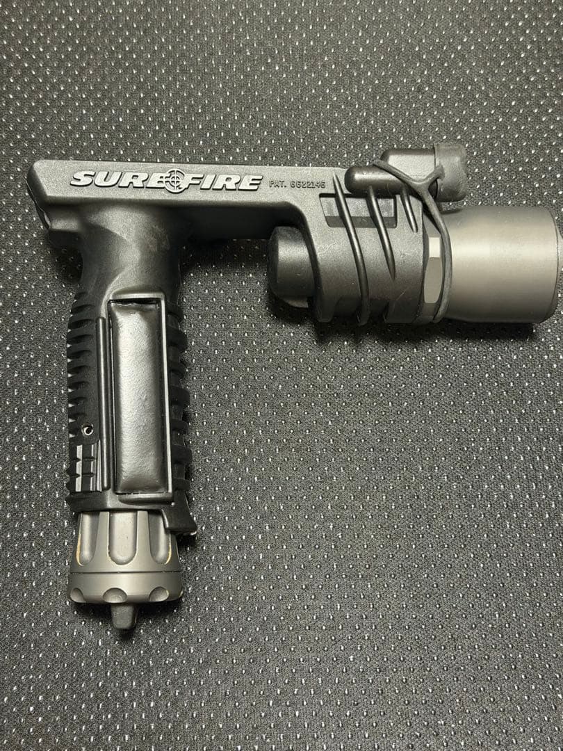 出品は今週末迄　実物　surefire シュアファイア M910A