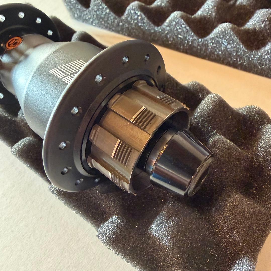 新品　box BMX レーシングハブセット　未使用品