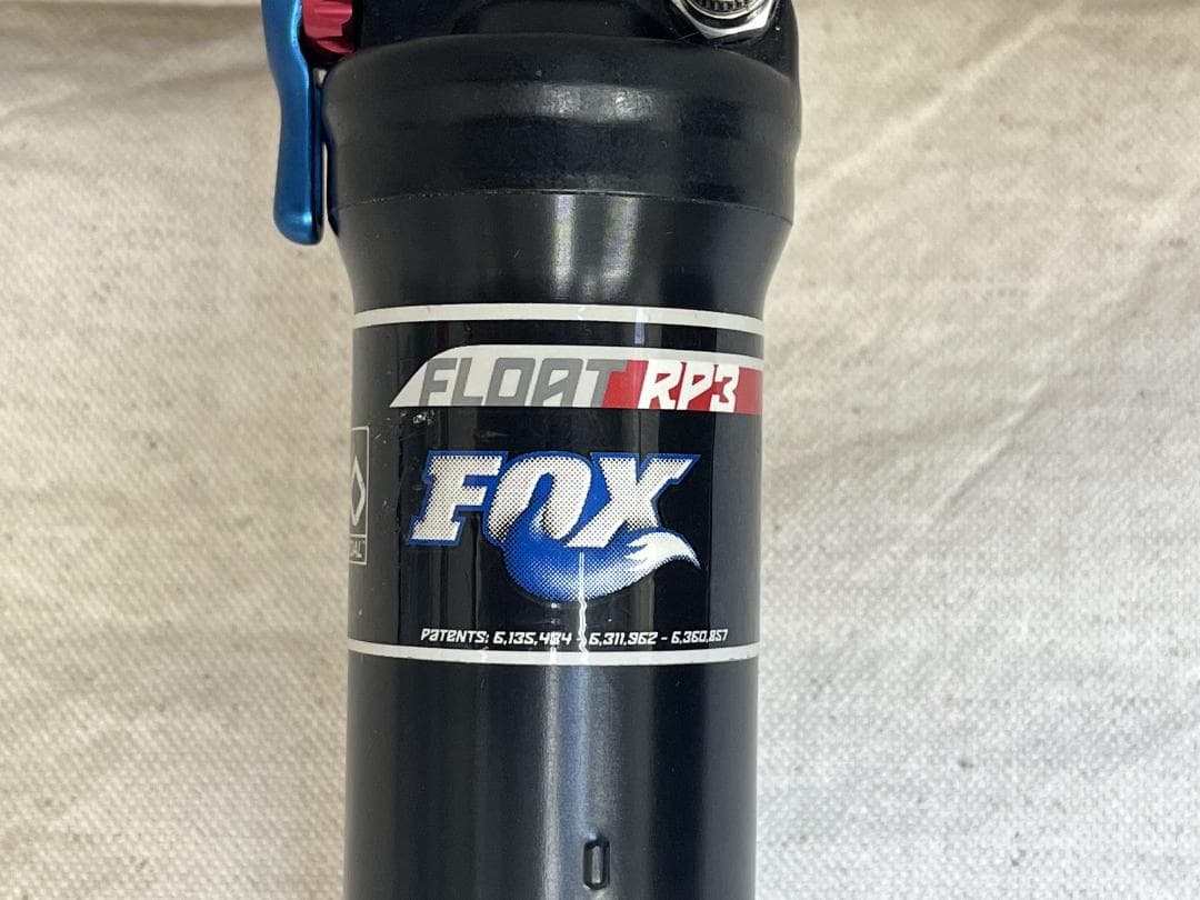 美品！【FOX】 FLOAT RP3 リヤサス 動作未確認