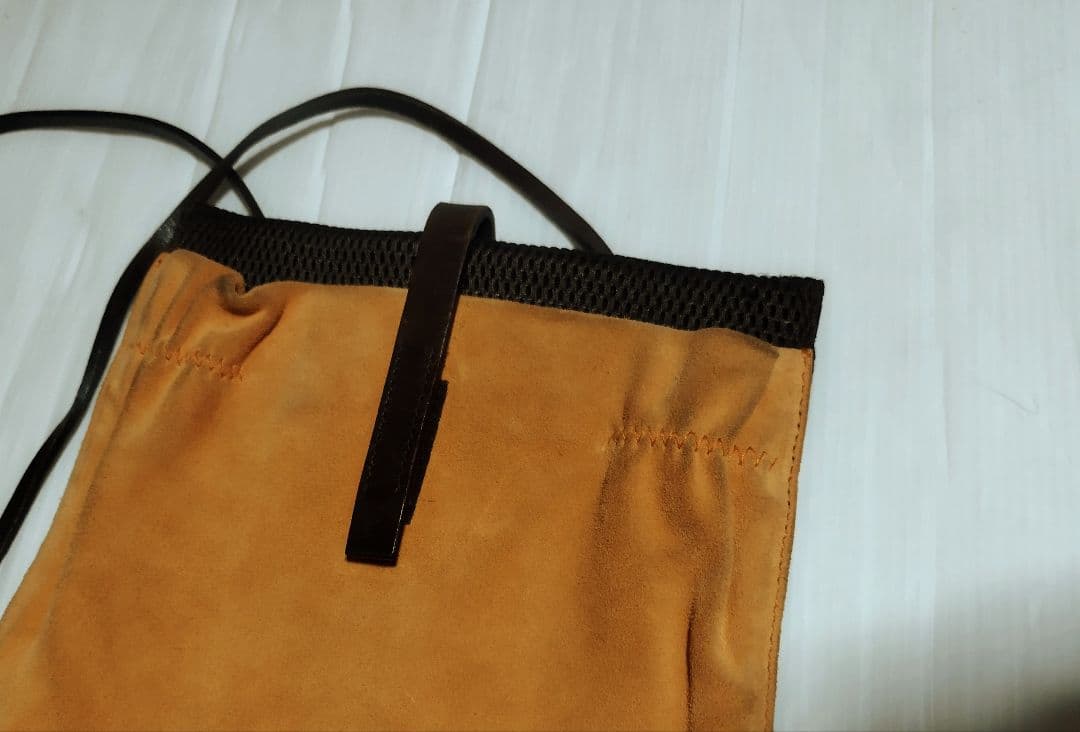 MIUMIU　 スエード・メッシュ　サコッシュ