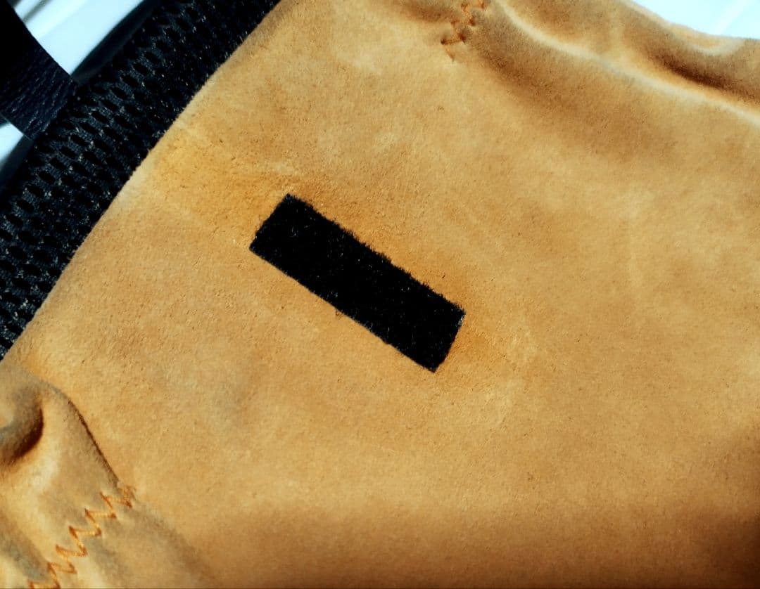 MIUMIU　 スエード・メッシュ　サコッシュ