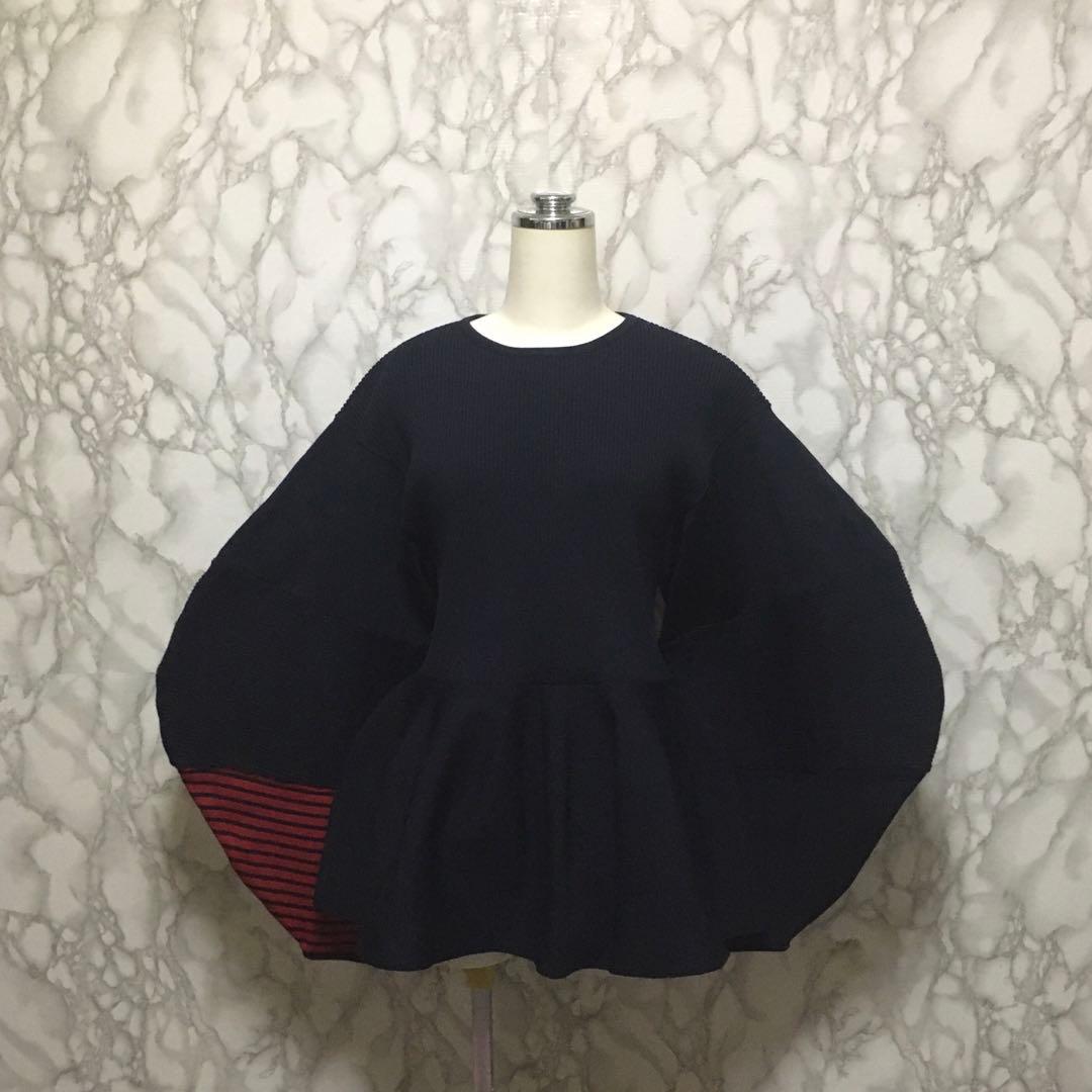 美品　HeRIN.CYE Color block flared tops