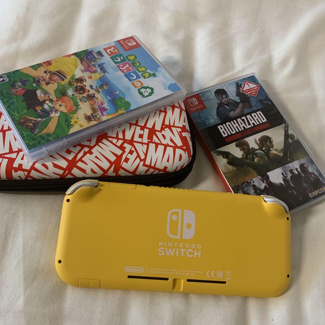 任天堂　Switchライト ソフト2つ