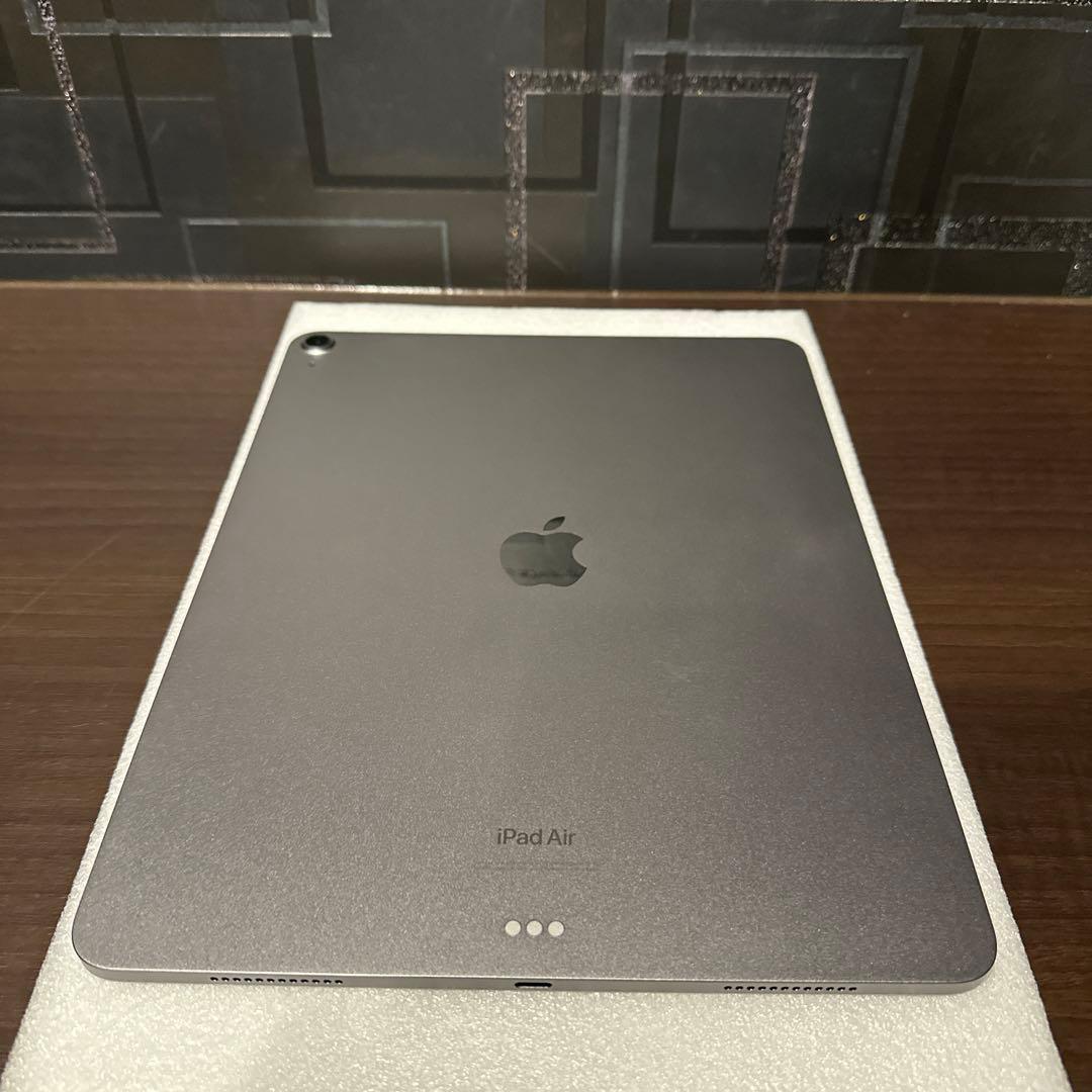 【美品】iPad Air 13インチ(M2)Wi-Fiモデル　128GB