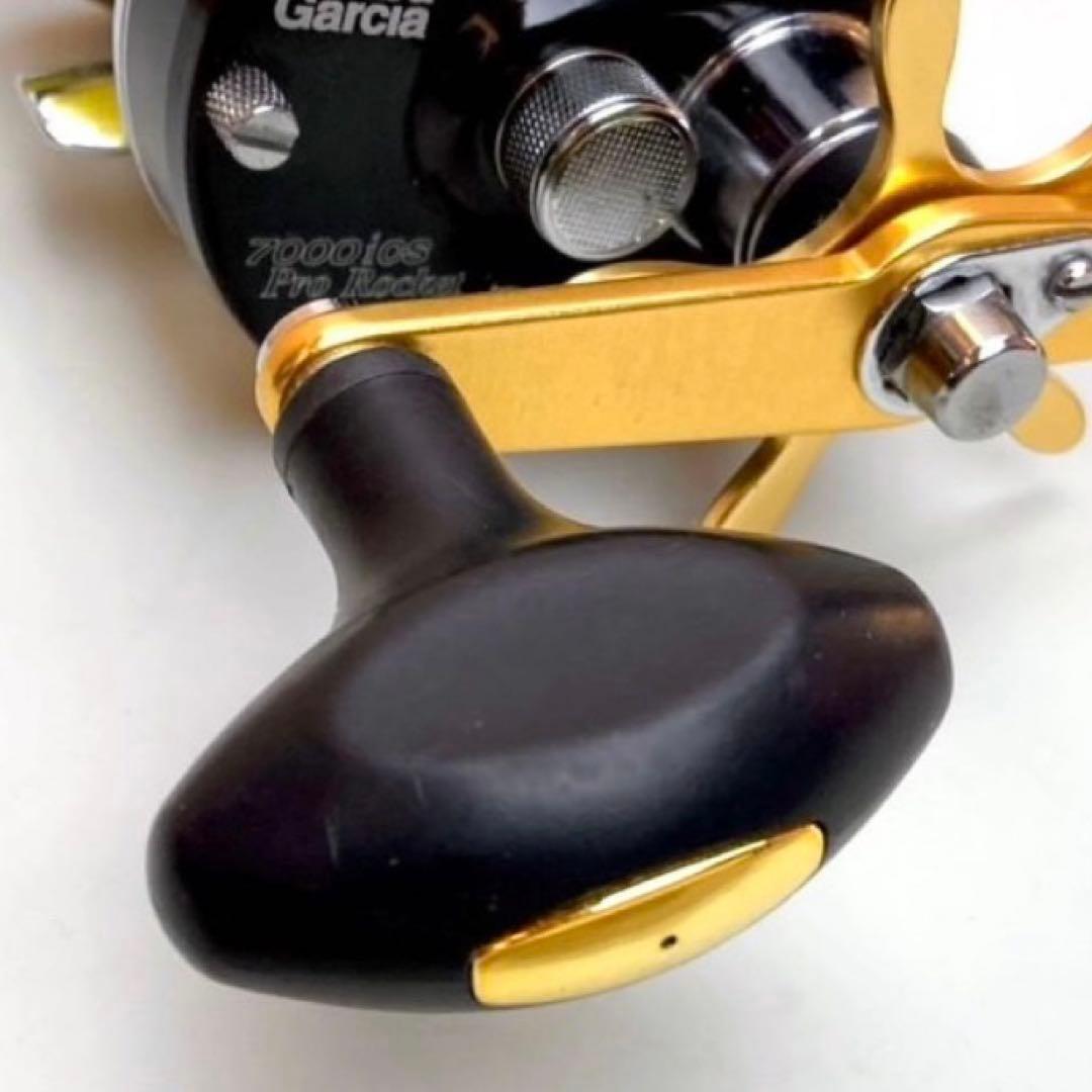 美品 アブガルシア アンバサダー 7000iCS Pro ロケット 両軸リール