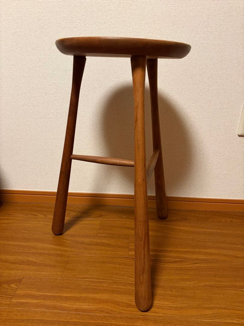 ACTUS 木製三本脚スツール