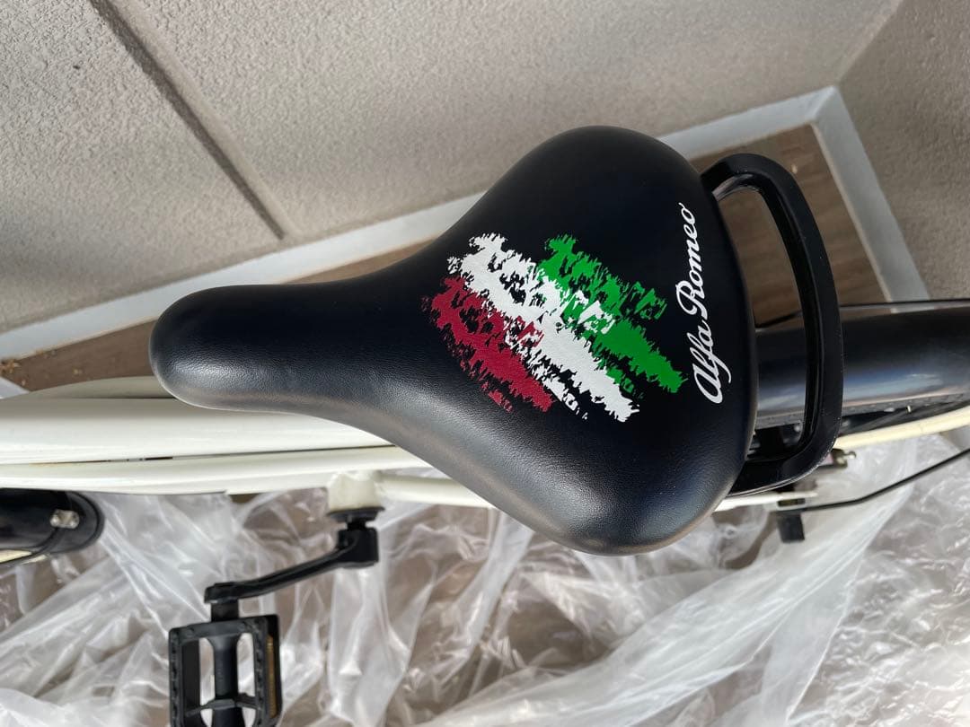 Alfa Romeo キッズ自転車 ホワイト　16インチ