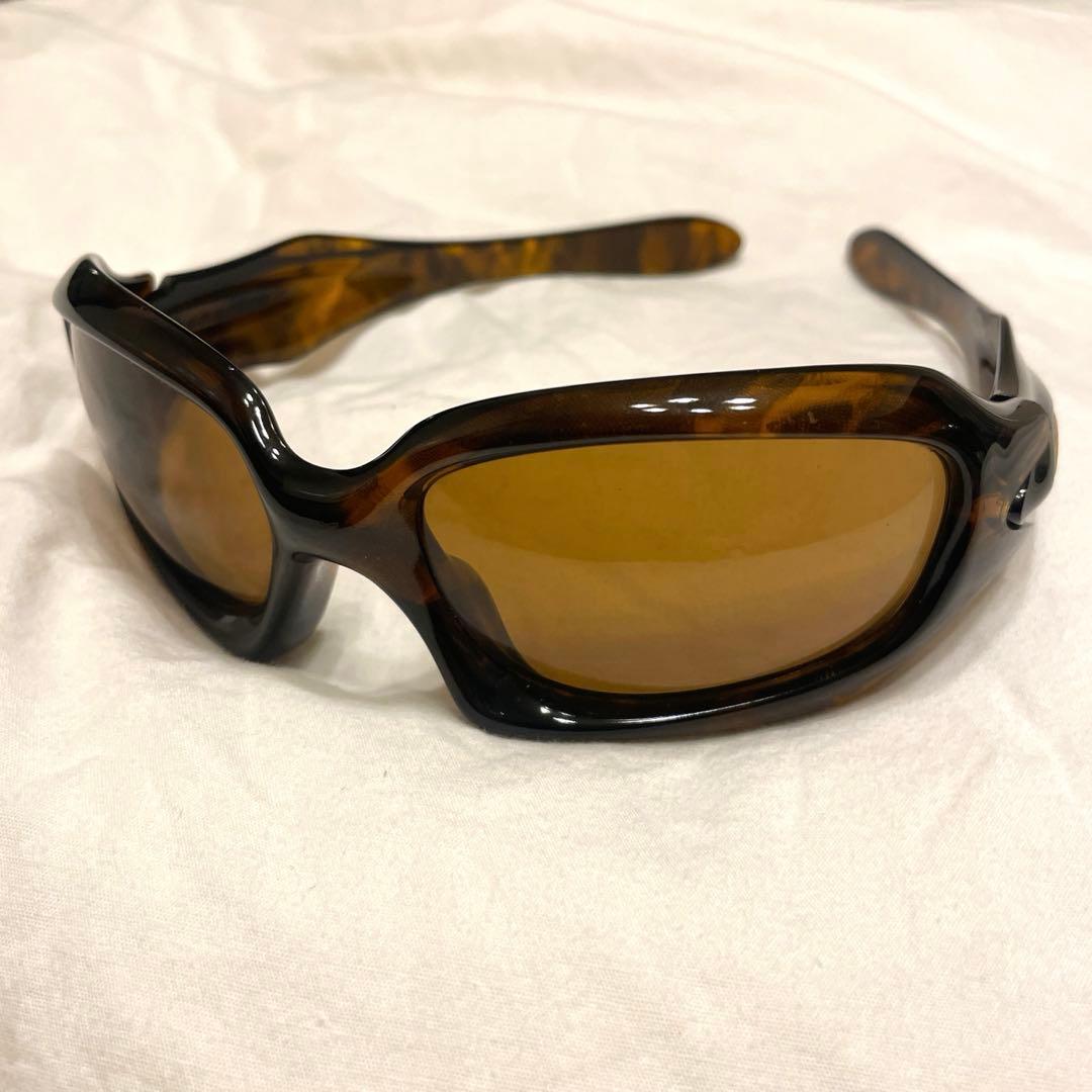 Oakley モンスタードッグ　サングラス　ブラウン