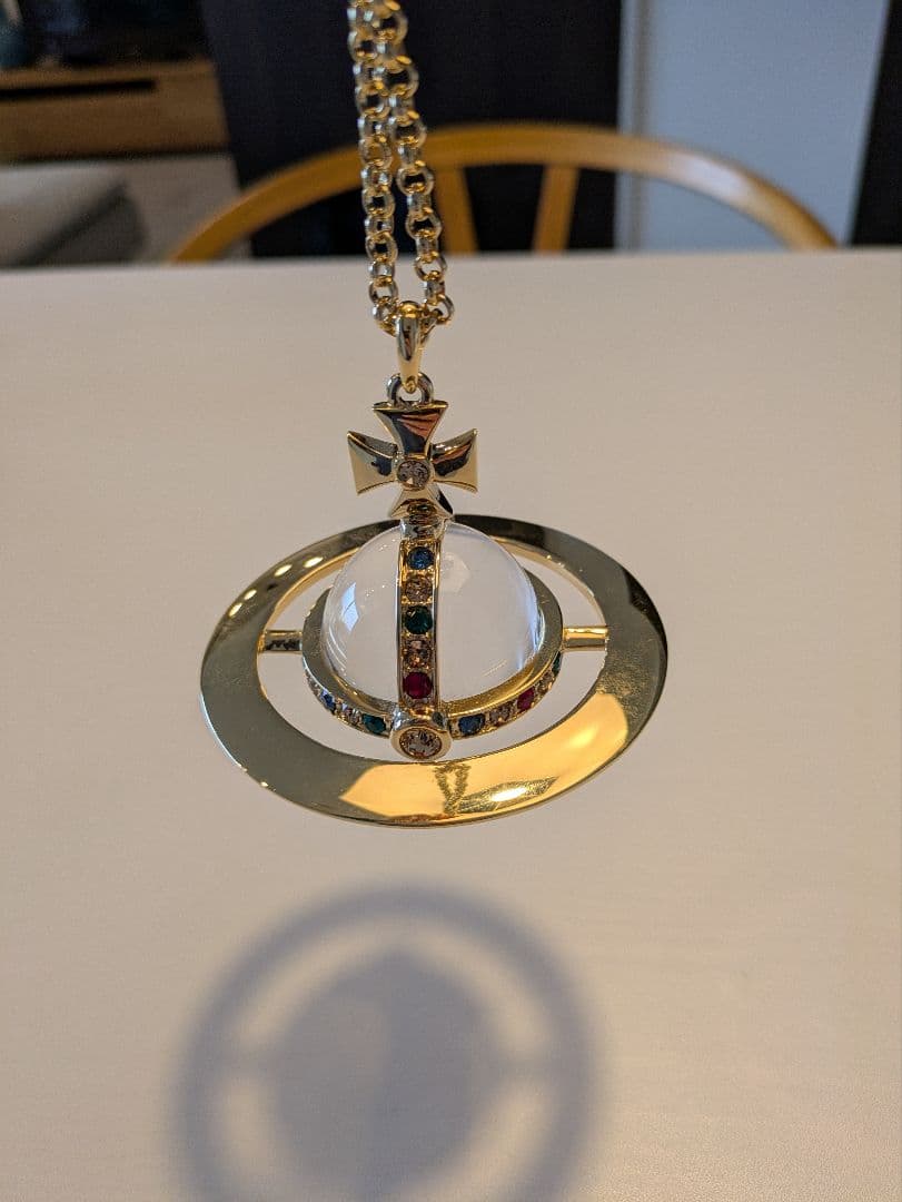 Vivienne Westwood ジャイアントオーブ