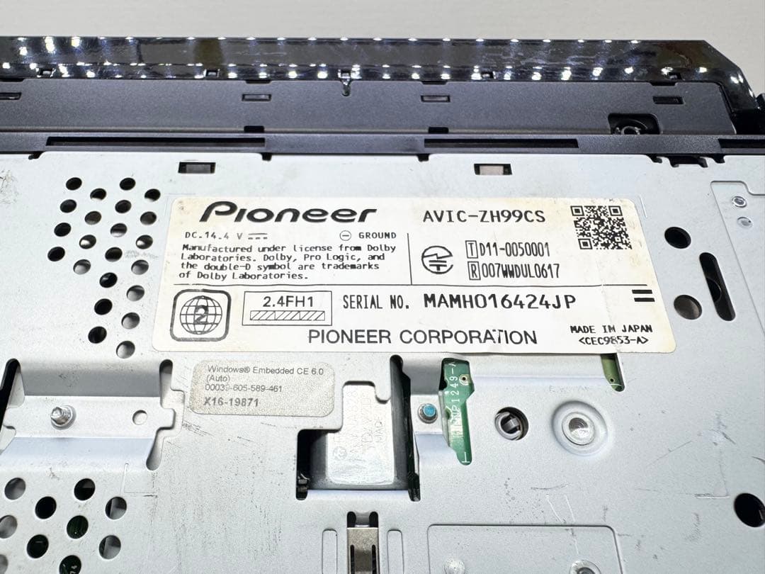 タッチパネル新品 AVIC-ZH99 2019年地図 新品ファン カロッツェリア