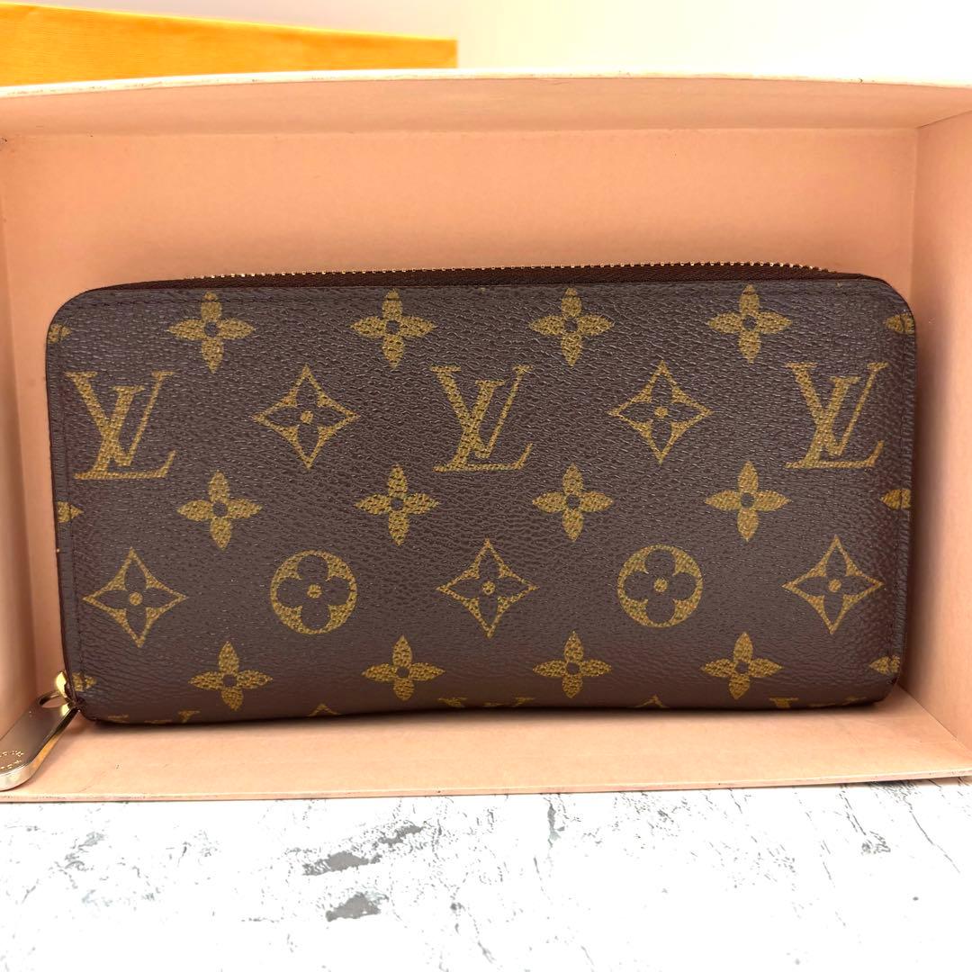 【極美品】 ルイヴィトン モノグラム ジッピーウォレット 長財布