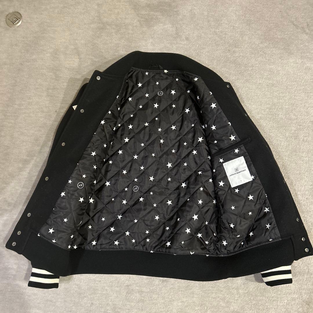 スタジャン ブラック 星型刺繍