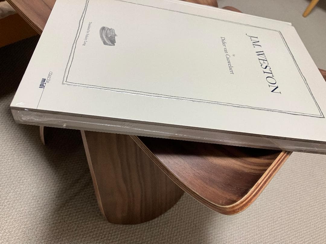 J.M. Weston 書籍本　D Van Cauwelaert