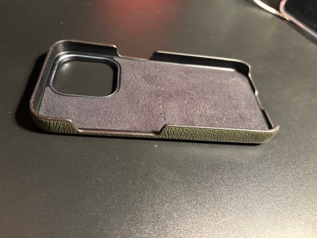 bonaventura iPhone 15proケース オリーブ