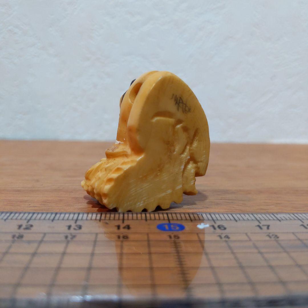 時代提物 人物根付 天然素材 在銘【江戸 薪売り人】高さ約3.5m 重さ約19ｇ