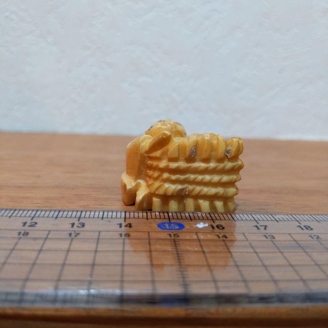 時代提物 人物根付 天然素材 在銘【江戸 薪売り人】高さ約3.5m 重さ約19ｇ