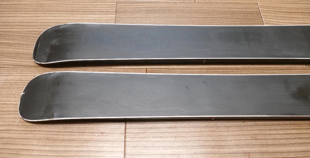 ★極めて綺麗 ★ZUMA９９ｃｍ★ファンスキー★ショートスキー★大人なら誰でも！