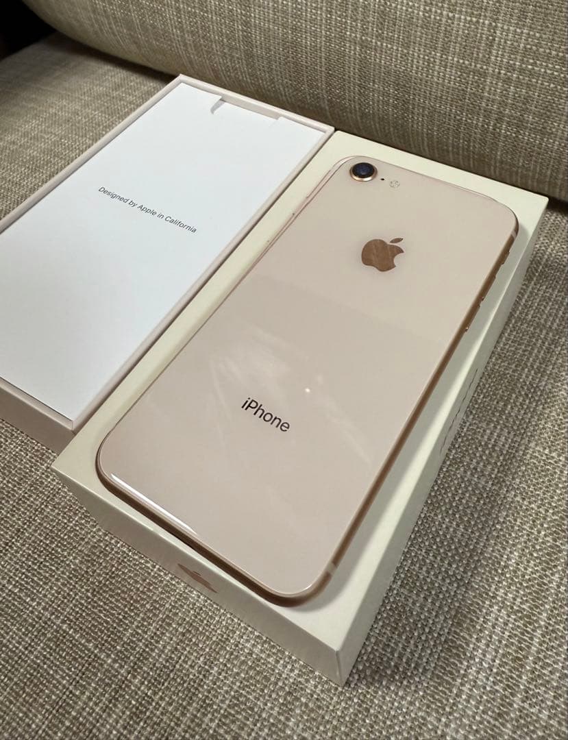 Apple iPhone 8 64GB ゴールドSIMフリー