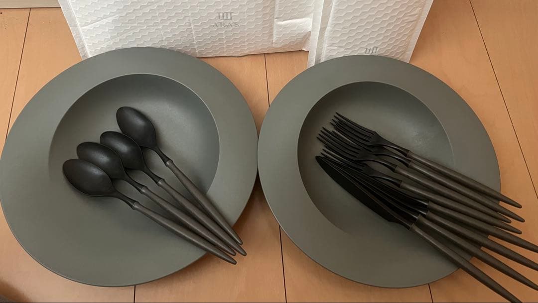 ARAS エイラス 深皿スクープ&ナイフ、スプーン、フォーク14点セット