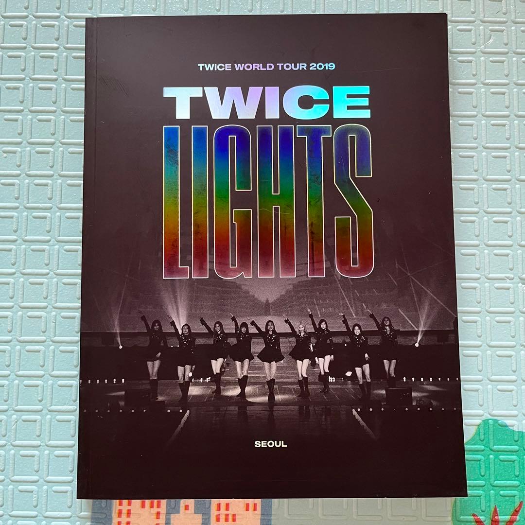 TWICE World Tour 2019 ’Twicelights’ DVD