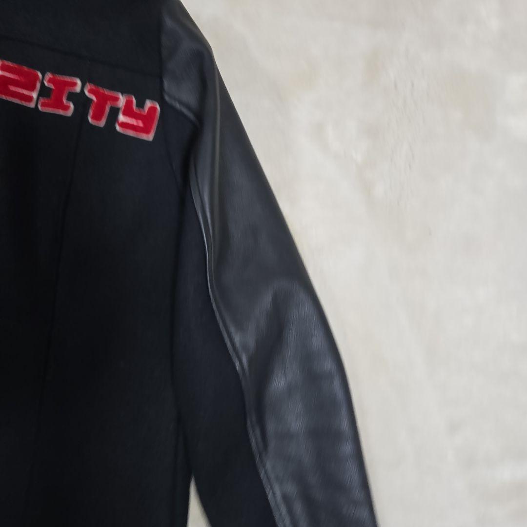 マリテ フランソワ ジルボー 袖レザー ウール スタジャン ワッペン