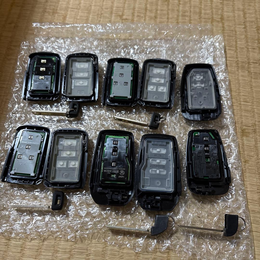 トヨタ　スマートキー　ジャンクセット　F