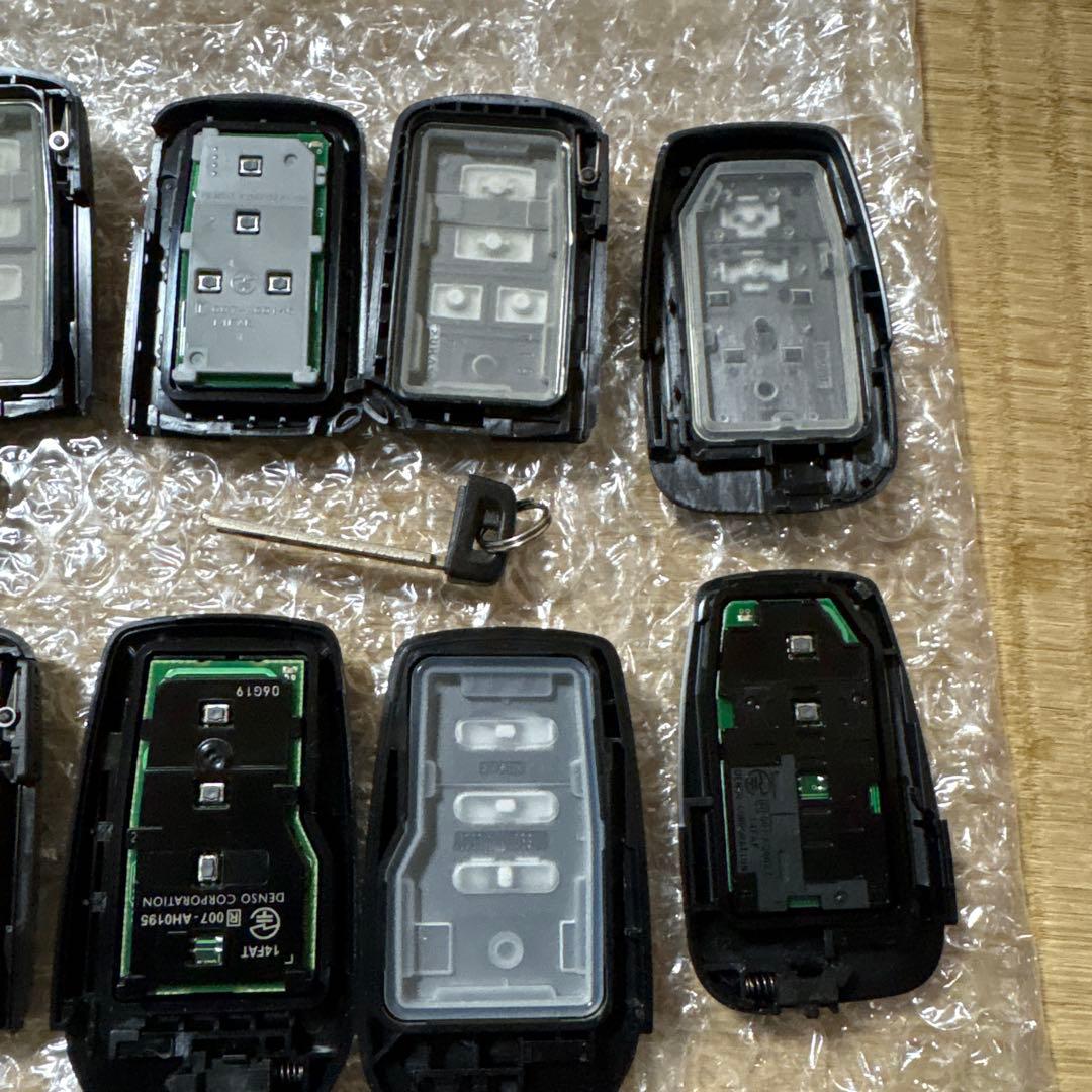 トヨタ　スマートキー　ジャンクセット　F